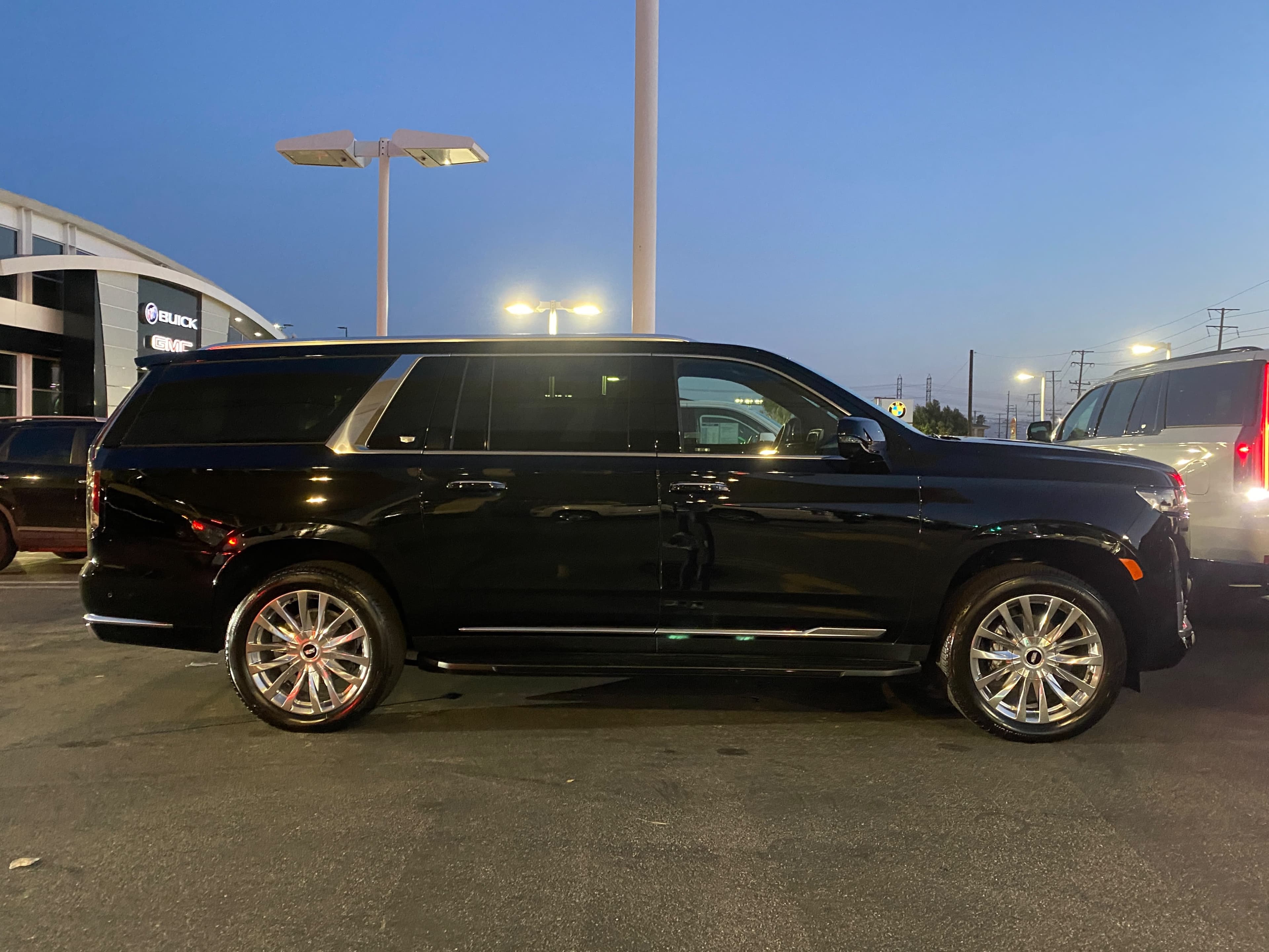 CADILLAC ESCALADE ESV