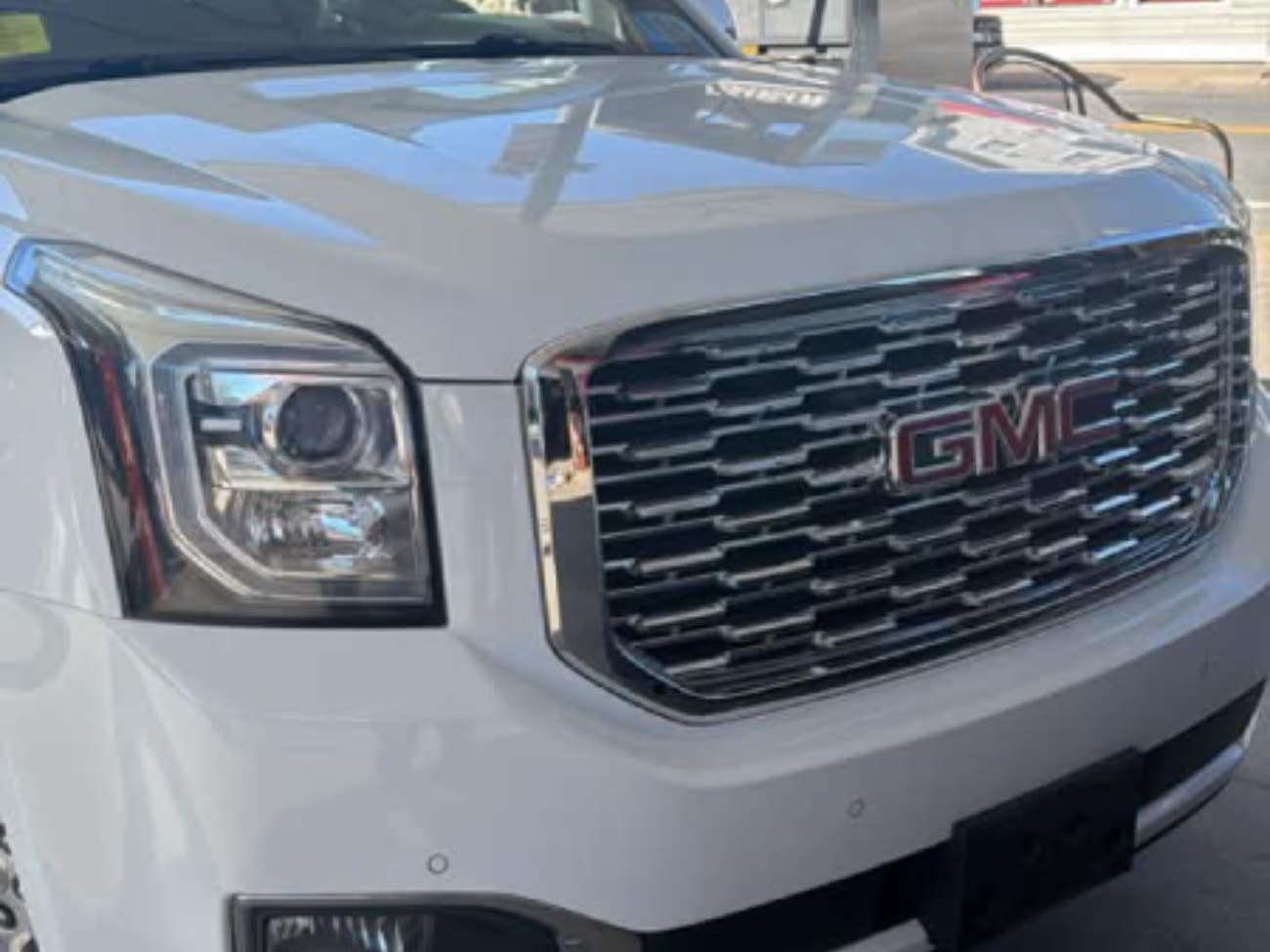 GMC YUKON